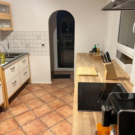 Villa Family-friendly, Entire House